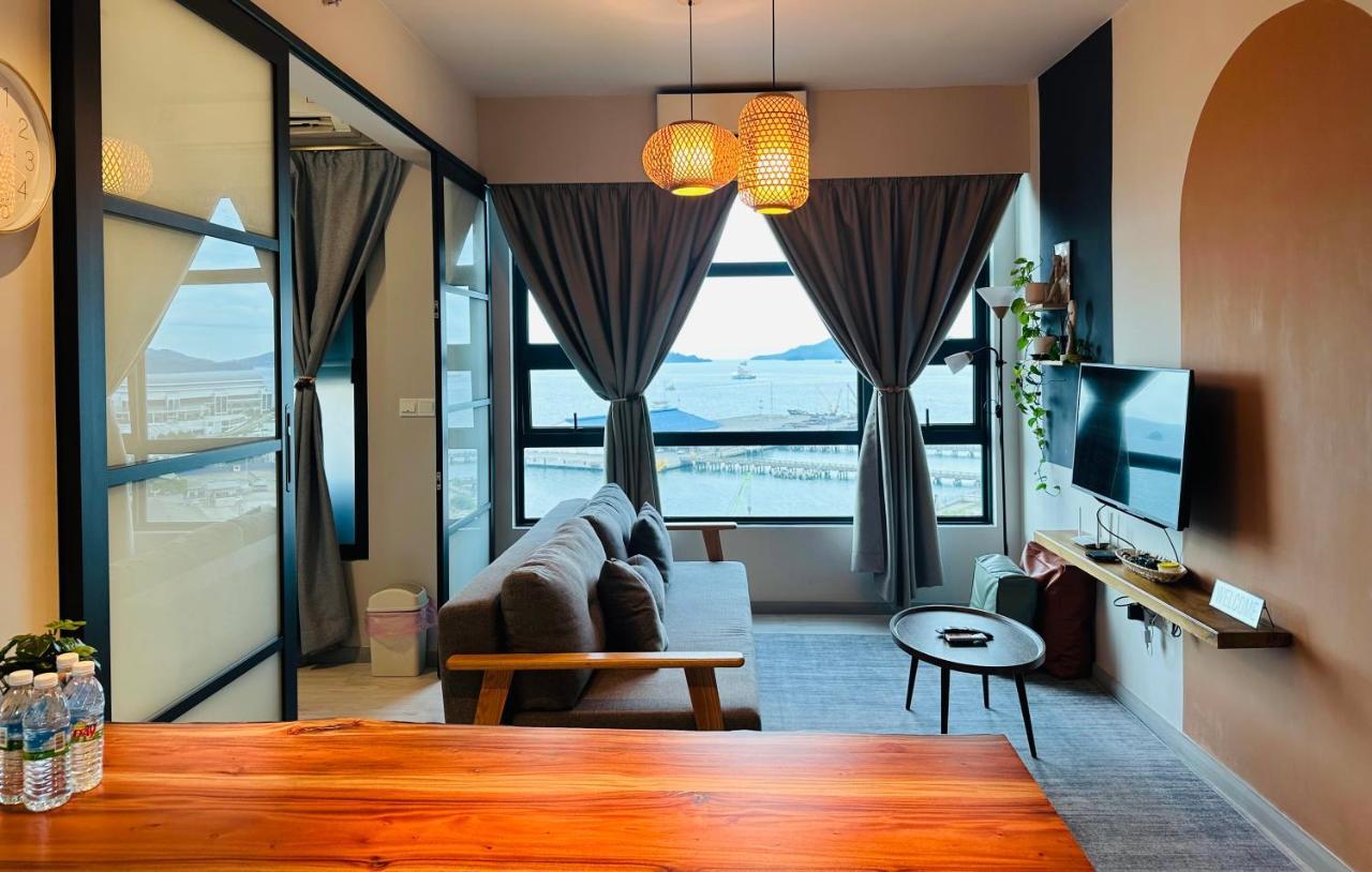 Jesselton Quay - Suite 1 By Staycation Suites Kk Kota Kinabalu Exteriör bild