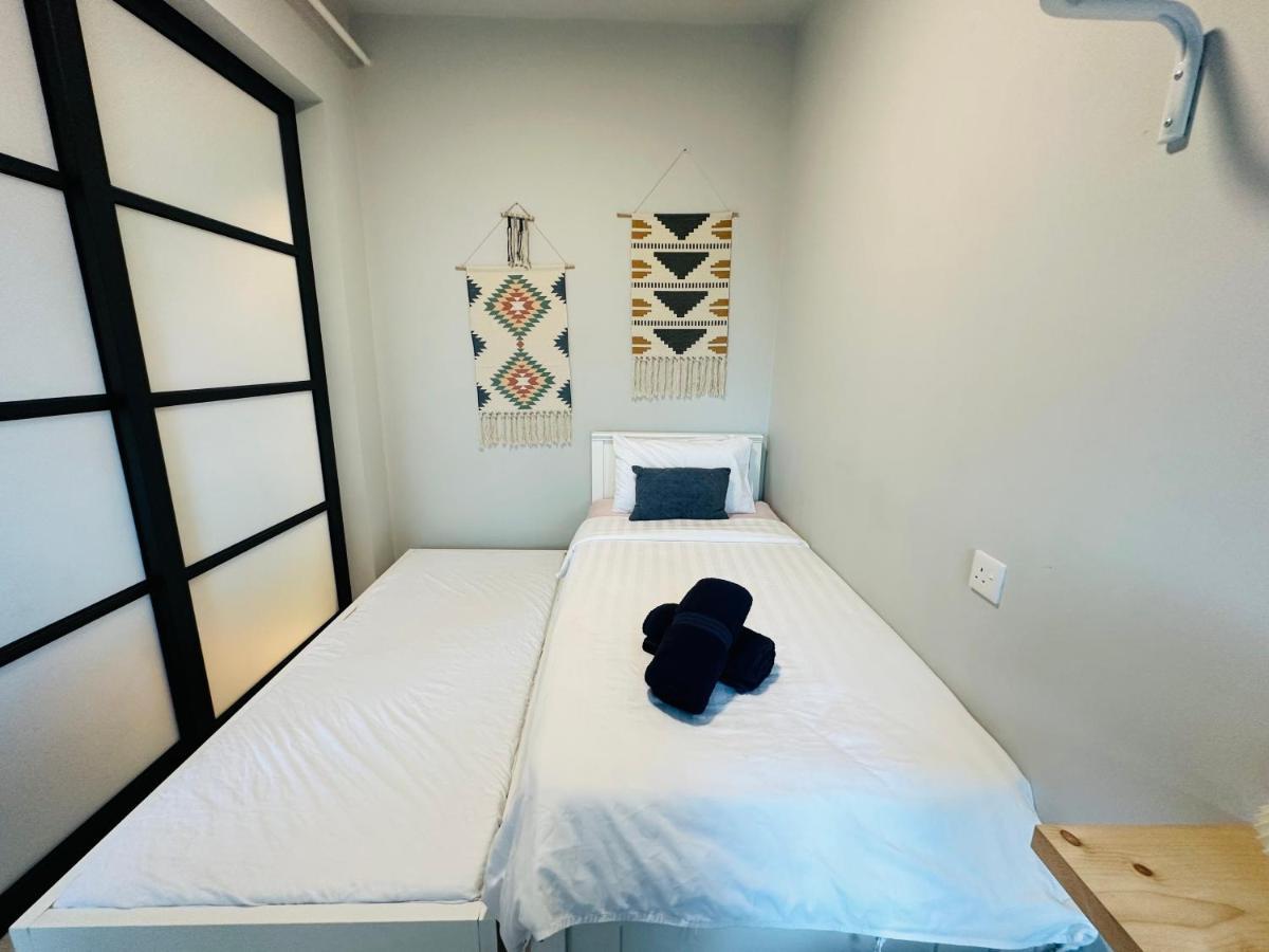 Jesselton Quay - Suite 1 By Staycation Suites Kk Kota Kinabalu Exteriör bild