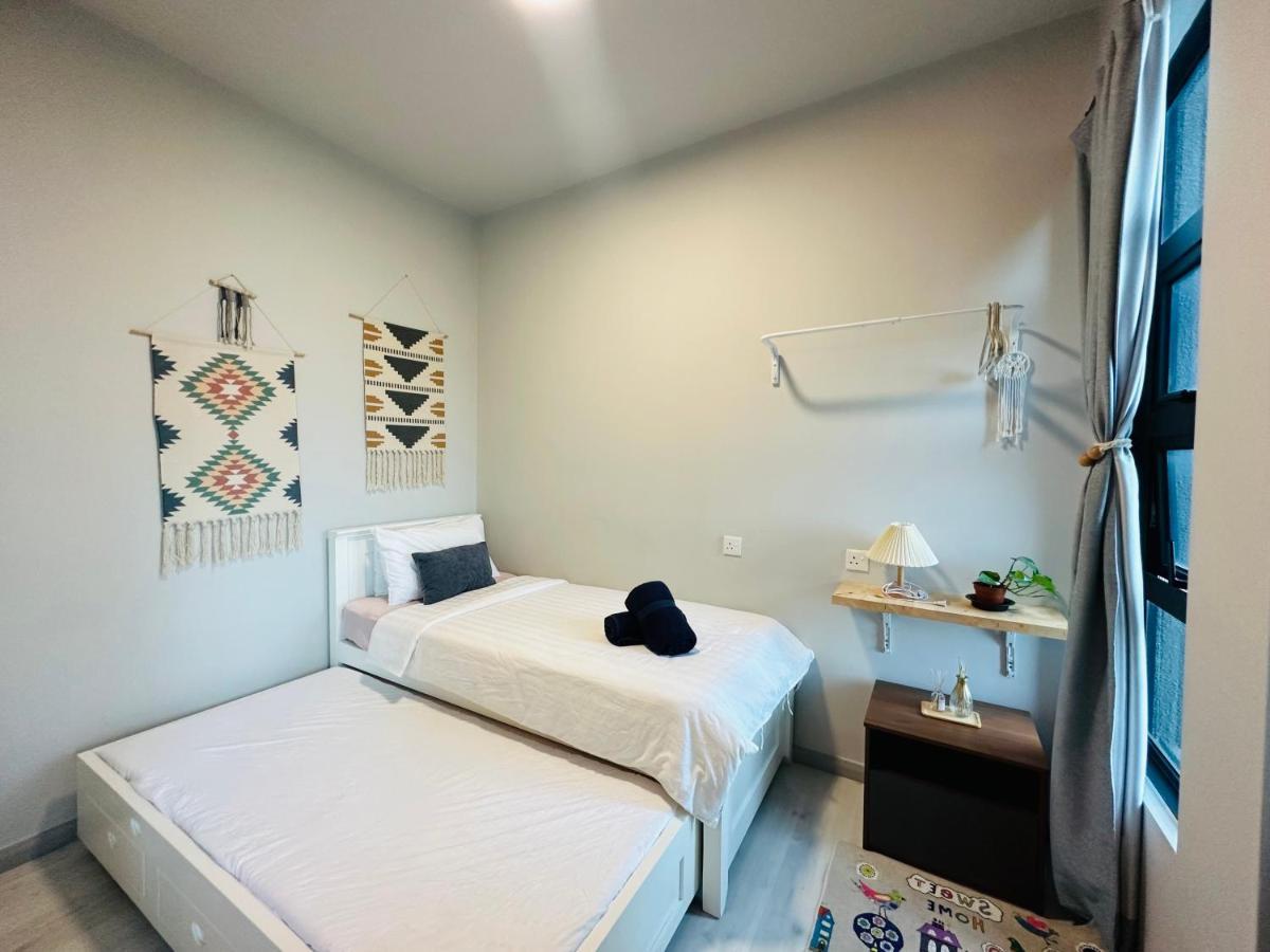 Jesselton Quay - Suite 1 By Staycation Suites Kk Kota Kinabalu Exteriör bild