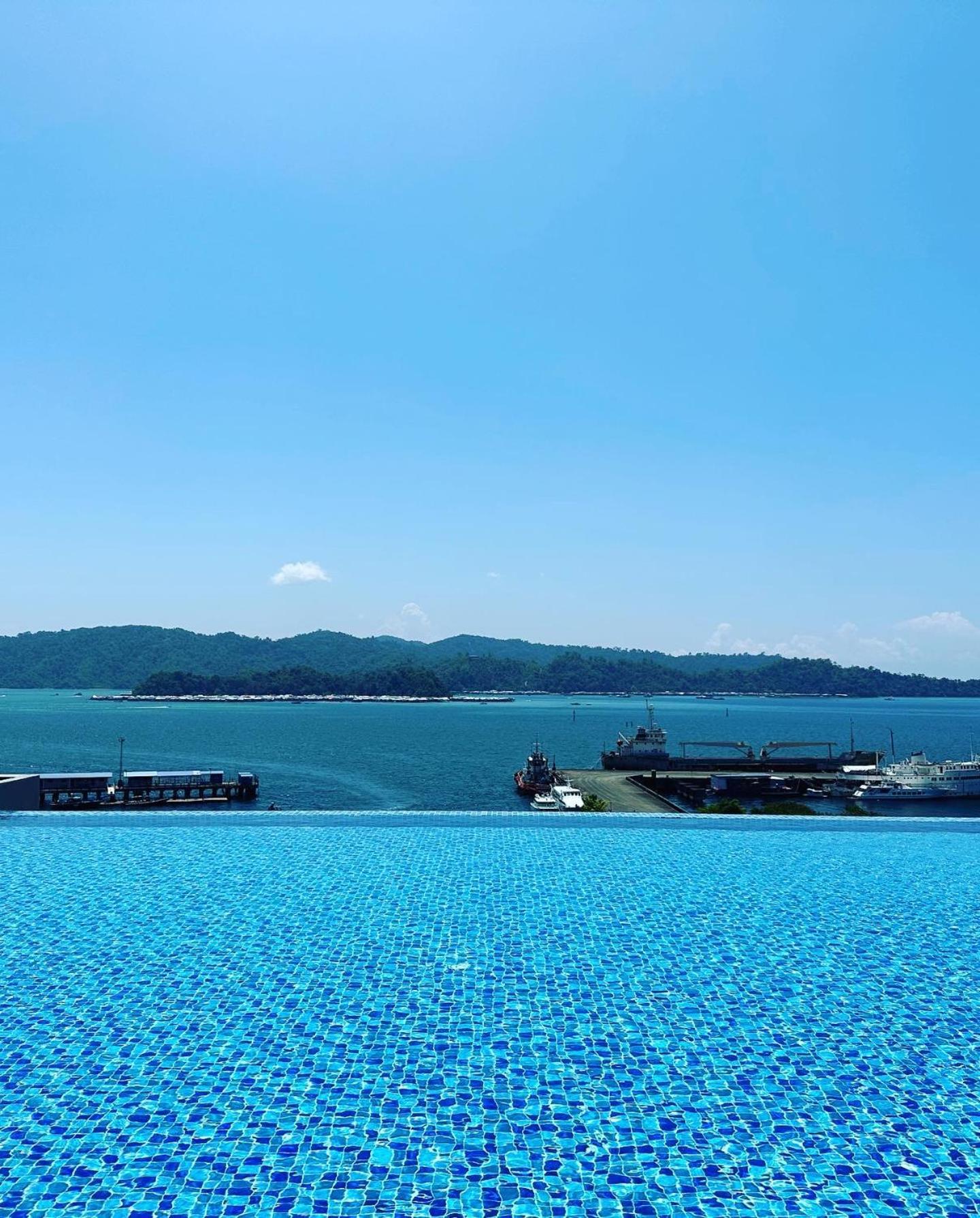 Jesselton Quay - Suite 1 By Staycation Suites Kk Kota Kinabalu Exteriör bild